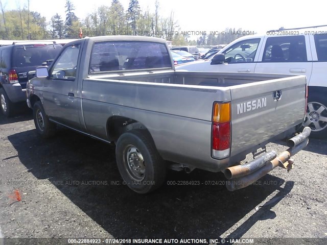 JN6ND11S7JW001058 - 1988 NISSAN D21 SHORT BED Pewter photo 3