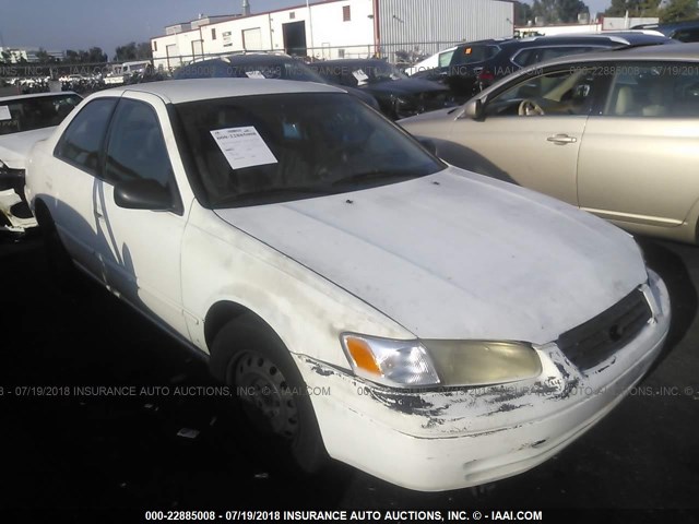 JT2BF22K0V0072186 - 1997 TOYOTA CAMRY LE/XLE 白色 照片 1