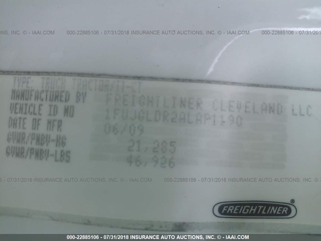 1FUJGLDR2ALAP1190 - 2010 FREIGHTLINER CASCADIA 125  WHITE photo 10