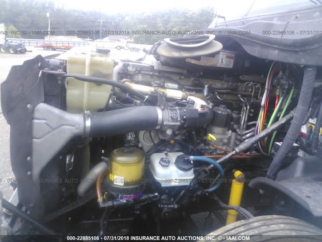 1FUJGLDR2ALAP1190 - 2010 FREIGHTLINER CASCADIA 125  WHITE photo 9