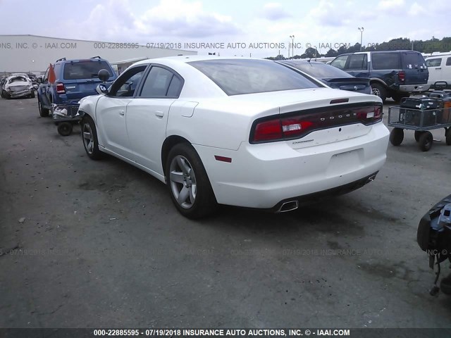 2B3CL1CG4BH556573 - 2011 DODGE CHARGER POLICE WHITE photo 3