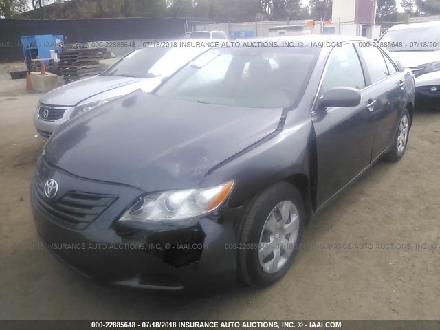 4T1BE46K47U193858 - 2007 TOYOTA CAMRY NEW GENERAT CE/LE/XLE/SE GRAY photo 2