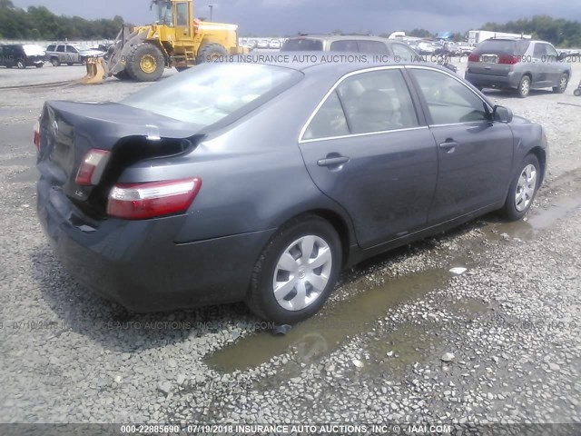 4T1BE46K79U815386 - 2009 TOYOTA CAMRY SE/LE/XLE GRAY photo 4