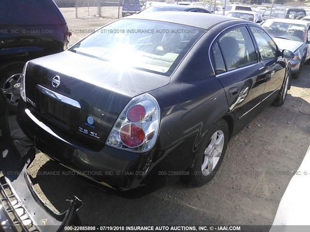 1N4AL11D45C273036 - 2005 NISSAN ALTIMA S/SL BLACK photo 4