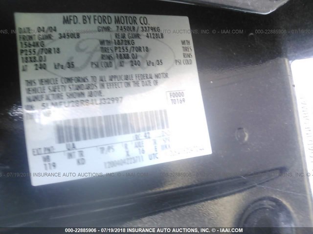 5LMFU28R84LJ32997 - 2004 LINCOLN NAVIGATOR Schwarz Foto 9