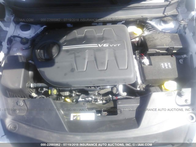 1C4PJMCX2JD549849 - 2018 JEEP CHEROKEE LATITUDE Biały zdjęcie 10