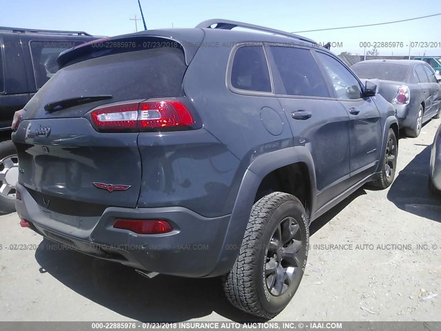 1C4PJMBS0HW588041 - 2017 JEEP CHEROKEE TRAILHAWK GRAY photo 4
