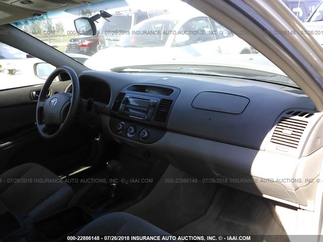 4T1BE32K75U410770 - 2005 TOYOTA CAMRY LE/XLE/SE 灰色 照片 5