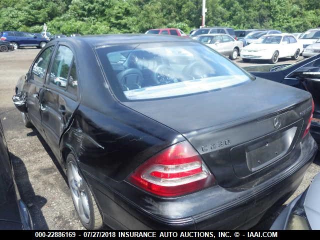 WDBRF40J74A605976 - 2004 MERCEDES-BENZ C 230K SPORT SEDAN BLACK photo 3