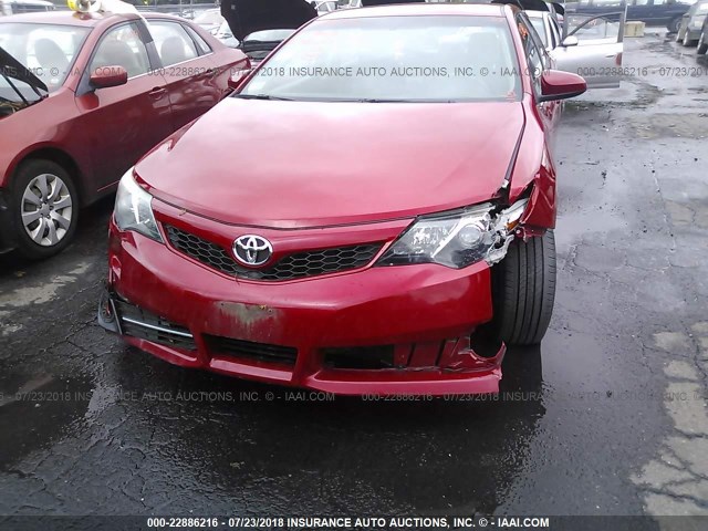 4T1BF1FK6CU591384 - 2012 TOYOTA CAMRY SE/LE/XLE წითელი ფოტო 6