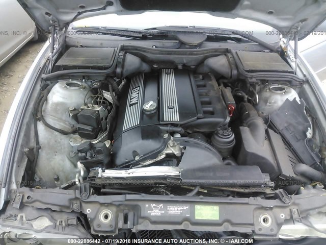 WBADT43402GY40656 - 2002 BMW 525 I AUTOMATIC Light Blue photo 10