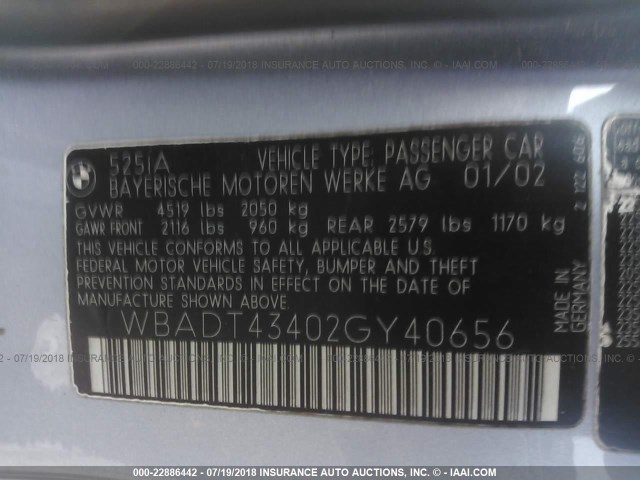 WBADT43402GY40656 - 2002 BMW 525 I AUTOMATIC Light Blue photo 9