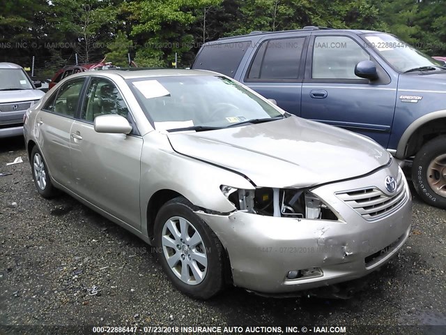 JTNBK46K573010417 - 2007 TOYOTA CAMRY NEW GENERAT LE/XLE/SE GOLD photo 1