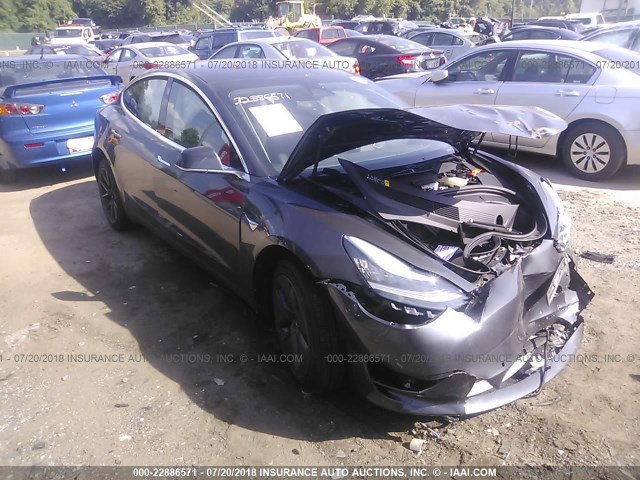 5YJ3E1EA9JF002824 - 2018 TESLA MODEL 3 ნაცრისფერი ფოტო 1