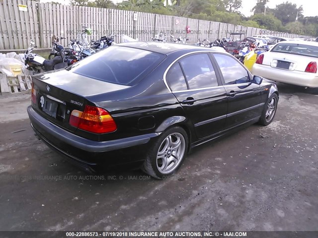 WBAEV53463KM31872 - 2003 BMW 330 I BLACK photo 4