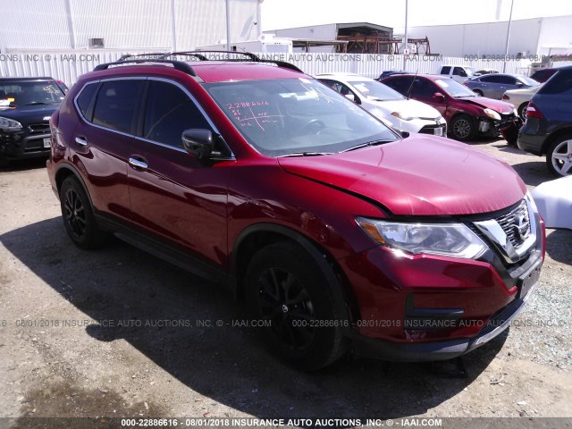 5N1AT2MT5HC805638 - 2017 NISSAN ROGUE S/SL RED photo 1