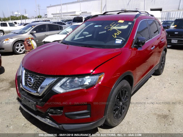 5N1AT2MT5HC805638 - 2017 NISSAN ROGUE S/SL RED photo 2