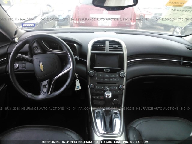 1G11H5SA1DF273864 - 2013 CHEVROLET MALIBU LTZ 灰色 照片 5