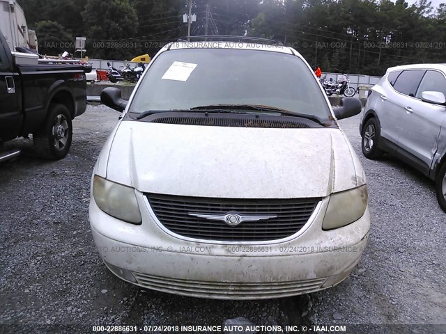 2C4GP54L83R141372 - 2003 CHRYSLER TOWN & COUNTRY LXI WHITE photo 6