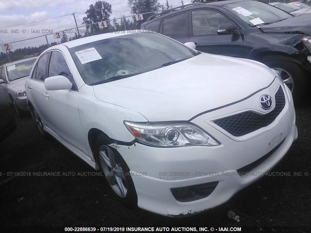 4T1BF3EK8AU514638 - 2010 TOYOTA CAMRY SE/LE/XLE თეთრი ფოტო 1