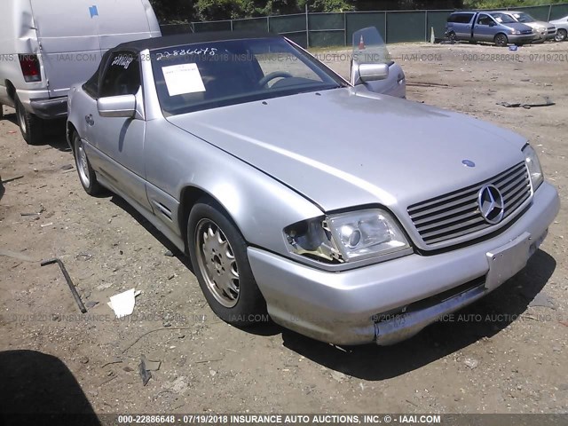 WDBFA67F6WF166743 - 1998 MERCEDES-BENZ SL 500 SILVER photo 1