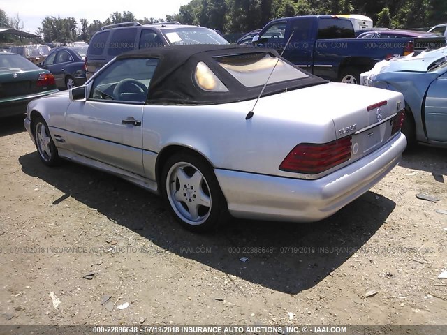 WDBFA67F6WF166743 - 1998 MERCEDES-BENZ SL 500 SILVER photo 3