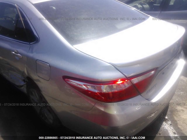 4T1BF1FK3FU492963 - 2015 TOYOTA CAMRY LE/XLE/SE/XSE SILVER photo 3