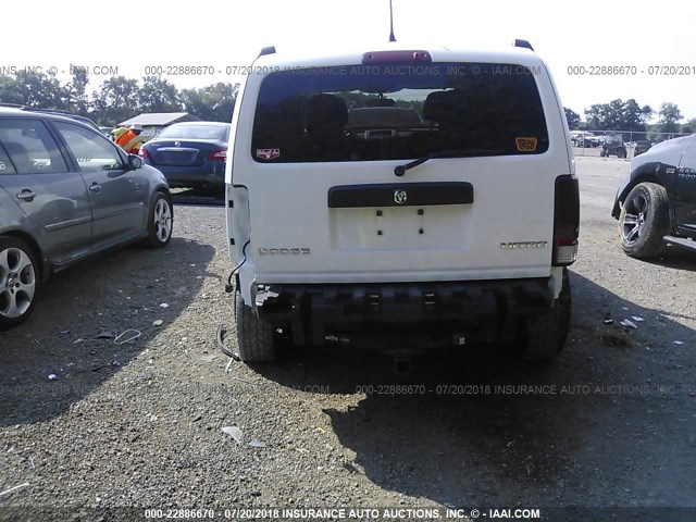 1D4PU4GK0BW607360 - 2011 DODGE NITRO HEAT WHITE photo 6