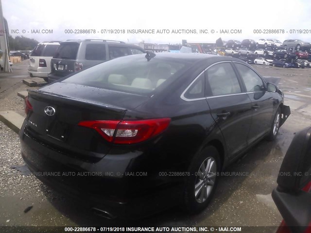 5NPE24AF3HH542623 - 2017 HYUNDAI SONATA SE BLACK photo 4