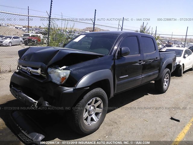 3TMLU4EN4DM127401 - 2013 TOYOTA TACOMA DOUBLE CAB შავი ფოტო 2