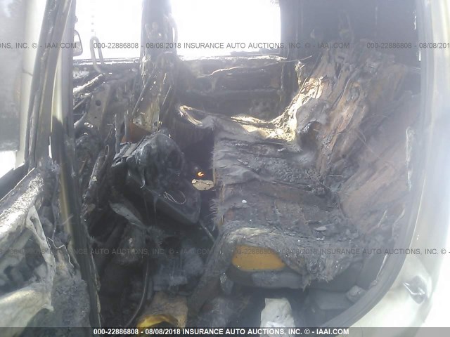 3C6UR5ML6EG110537 - 2014 RAM 2500 SLT 白色 照片 8