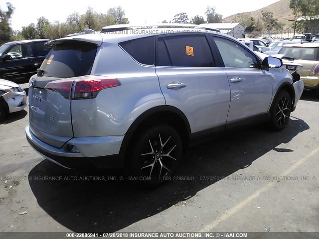 2T3JFREV8GW456541 - 2016 TOYOTA RAV4 SE SILVER photo 4