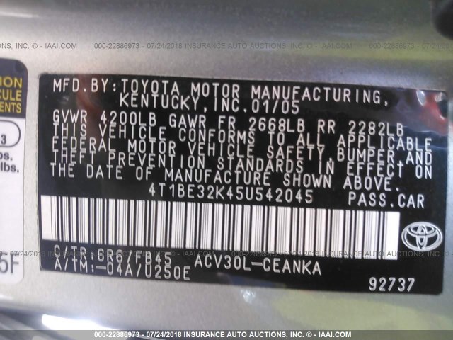 4T1BE32K45U542045 - 2005 TOYOTA CAMRY LE/XLE/SE Gümüş foto 9