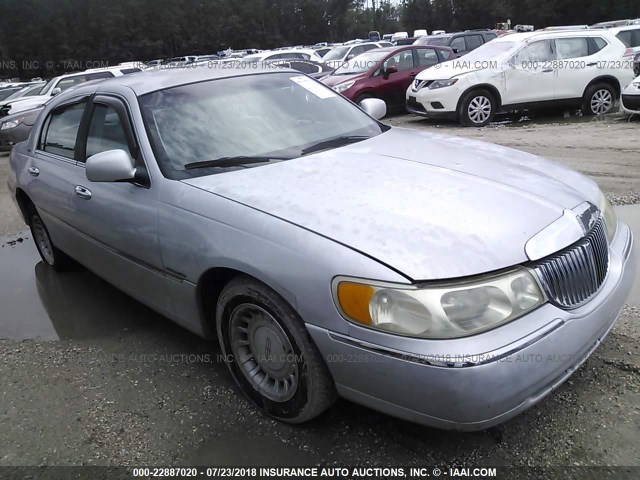 1LNHM81W31Y669144 - 2001 LINCOLN TOWN CAR EXECUTIVE GRAY photo 1