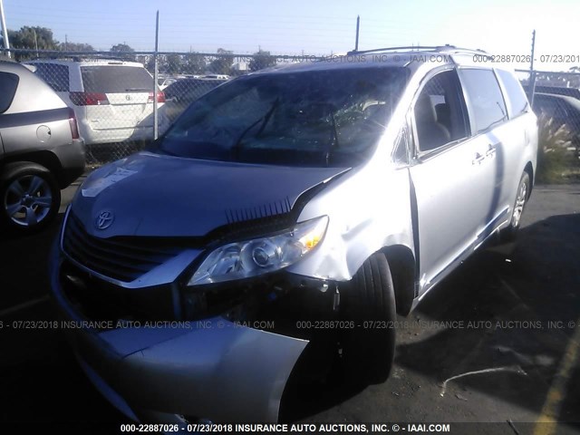 5TDYK3DC3BS157380 - 2011 TOYOTA SIENNA XLE/LIMITED GRAY photo 2