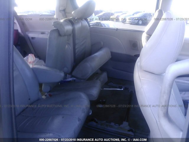 5TDYK3DC3BS157380 - 2011 TOYOTA SIENNA XLE/LIMITED GRAY photo 8