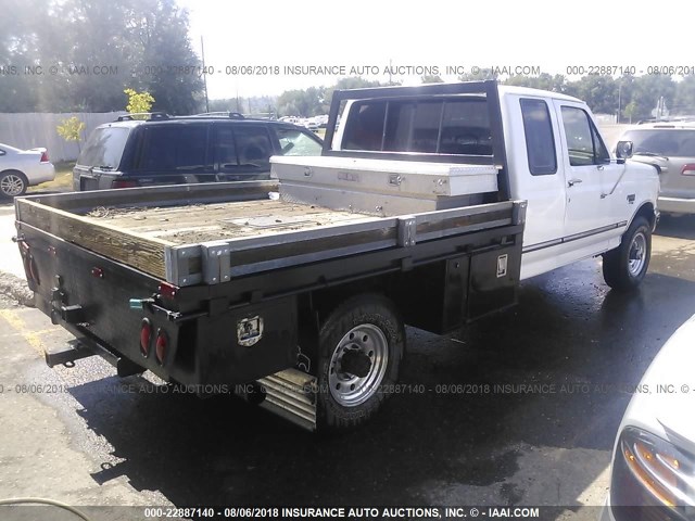 1FTHX26F0VEB60041 - 1997 FORD F250 WHITE photo 4