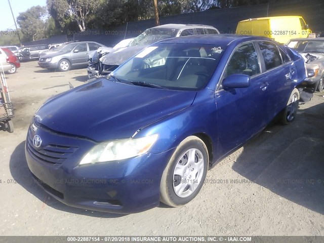 4T1BK46K47U006868 - 2007 TOYOTA CAMRY NEW GENERAT LE/XLE/SE BLUE photo 2