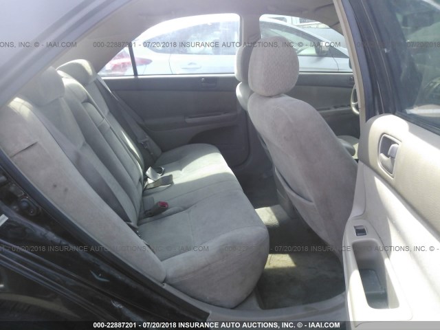 JTDBE32K820126412 - 2002 TOYOTA CAMRY LE/XLE/SE Bənövşəyi foto 8