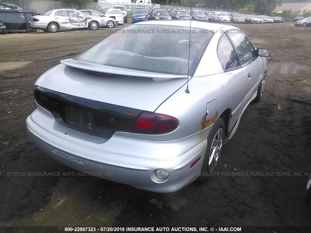 1G2JB124827143474 - 2002 PONTIAC SUNFIRE SE SILVER photo 4