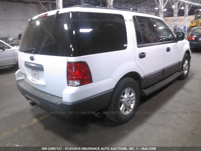 1FMPU16L04LB84592 - 2004 FORD EXPEDITION XLT WHITE photo 4