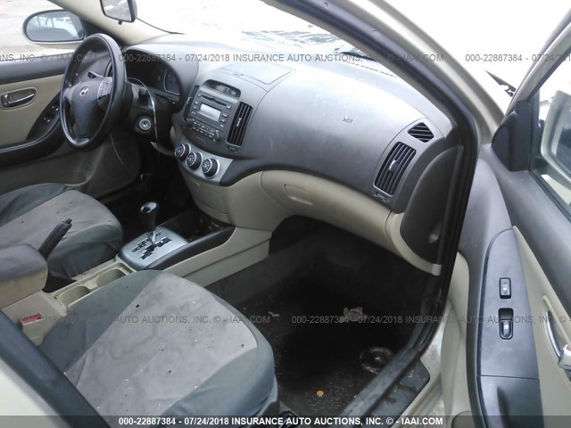 KMHDU4ADXAU974282 - 2010 HYUNDAI ELANTRA BLUE/GLS/SE Pewter photo 5