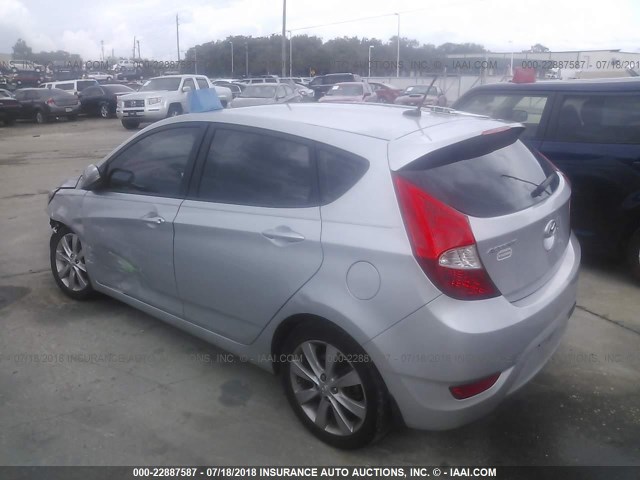 KMHCU5AE3DU077237 - 2013 HYUNDAI ACCENT GLS/SE SILVER photo 3