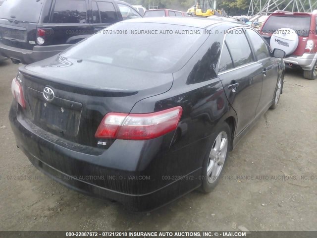 4T1BE46K38U223109 - 2008 TOYOTA CAMRY CE/LE/XLE/SE BLACK photo 4