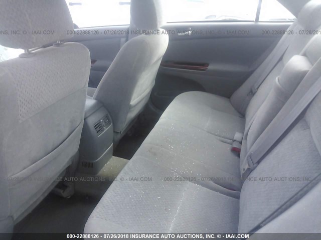 4T1BE32K12U089904 - 2002 TOYOTA CAMRY LE/XLE/SE Gümüş foto 8