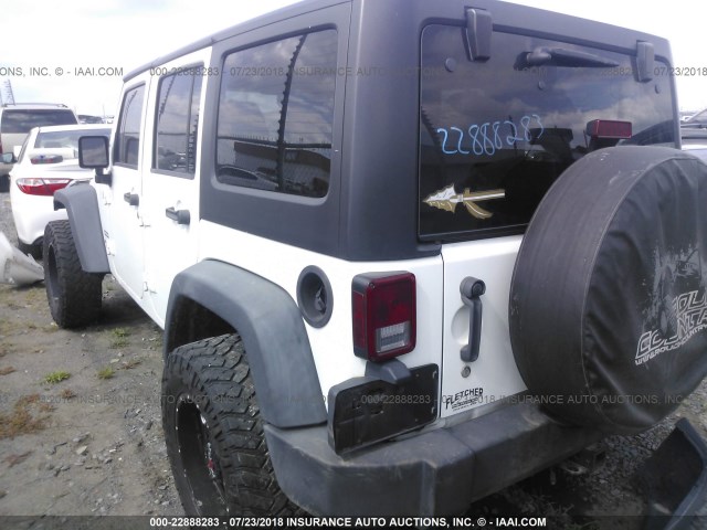 1C4BJWDG3CL244289 - 2012 JEEP WRANGLER UNLIMITE SPORT WHITE photo 3