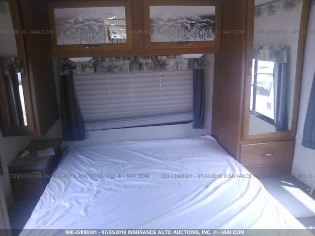 5B4KP57GX43380415 - 2004 WORKHORSE CUSTOM CHASSIS MOTORHOME CHASSIS P3500 Unknown photo 8