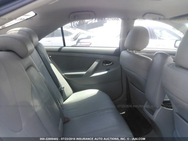 4T1BF3EK0BU223701 - 2011 TOYOTA CAMRY SE/LE/XLE GRAY photo 8