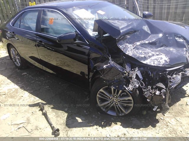 4T1BF1FK9HU440580 - 2017 TOYOTA CAMRY LE/XLE/SE/XSE 黑色 照片 6