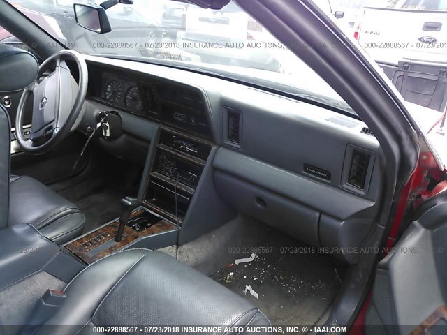 1C3XJ45KXKG239289 - 1989 CHRYSLER LEBARON 红色 照片 5